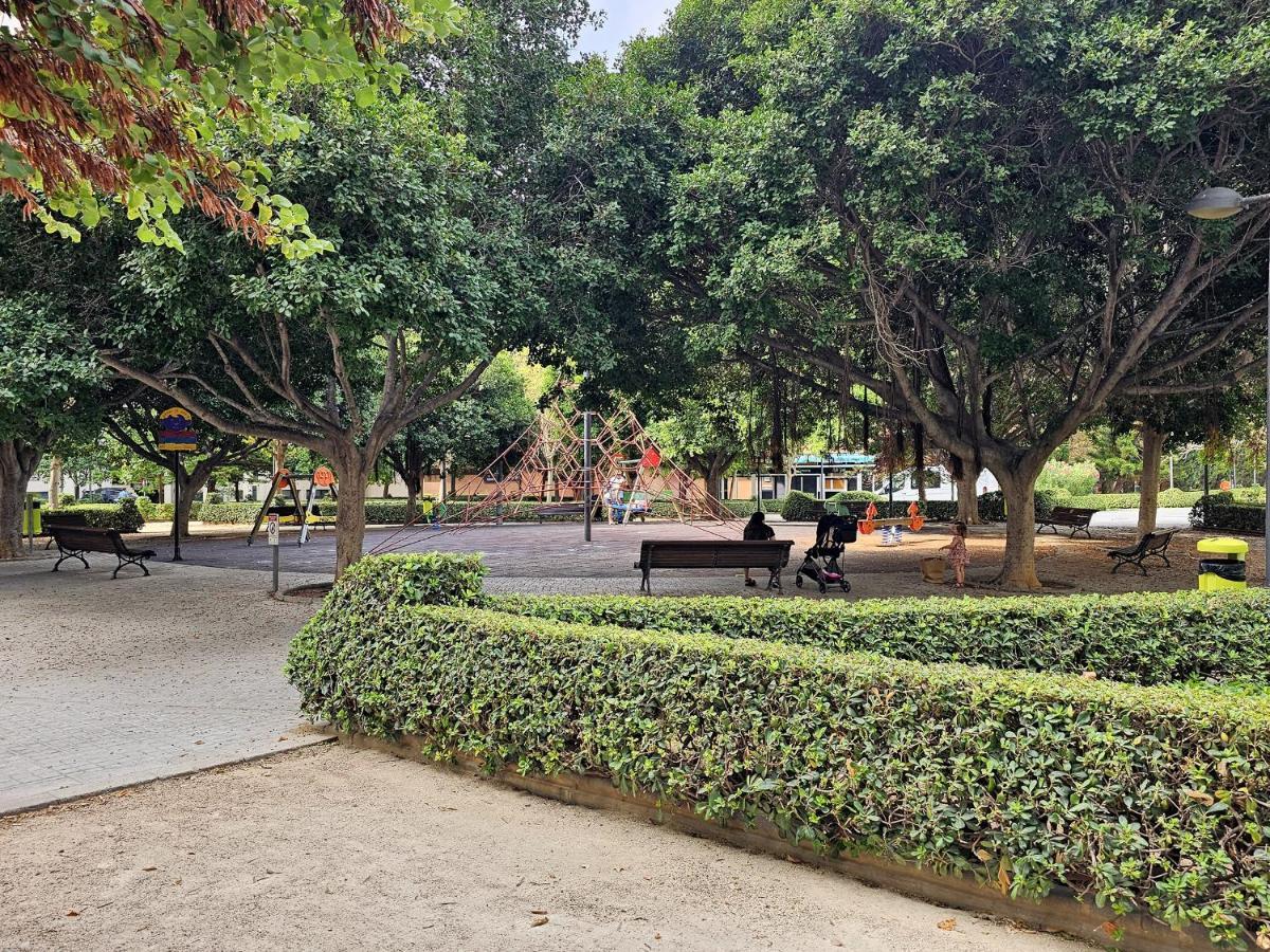 Apartamentos Las Ciencias V Валенсия Экстерьер фото